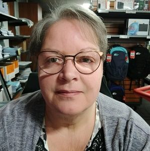 Meet your Posher, Robin